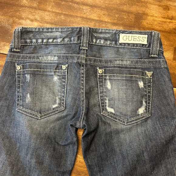 Guess low rise capris size 27 - Picture 4 of 7